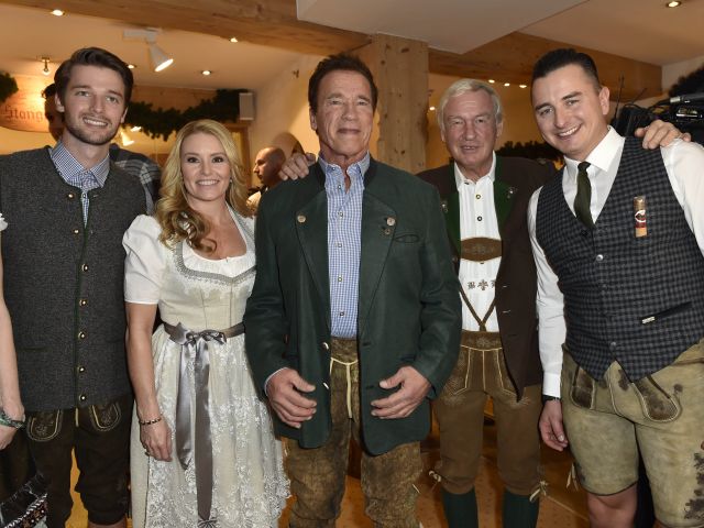 Patrick Schwarzenegger, Heather Milligan, Arnold Schwarzenegger, Balthasar Hauser und Andreas Gabalier