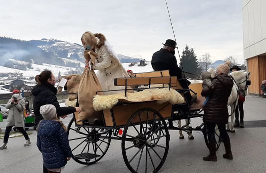 Das Christkindl auf der Durchreise in Going