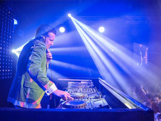 DJ Antoine an den Turntables ®SabineBrauerFotos