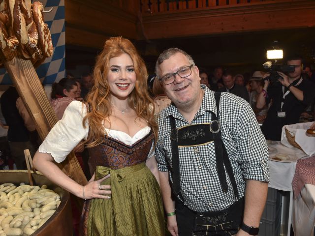 Palina Rojinski und Elton