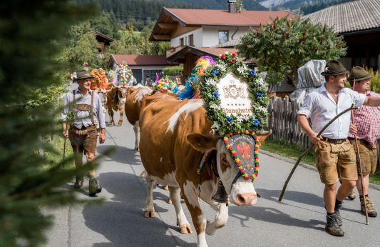 Bunt geschmückt auf den letzten Metern